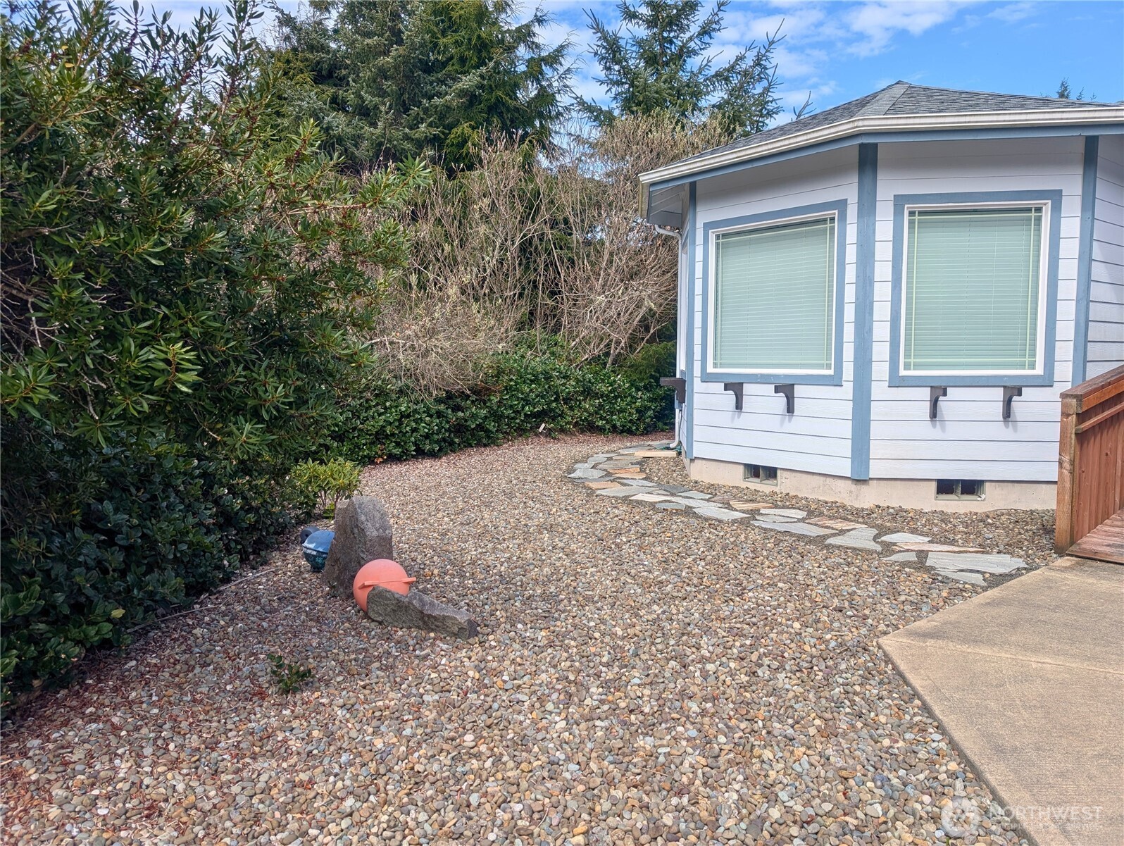 258 N Razor Clam Drive SW Ocean Shores WA 98569
