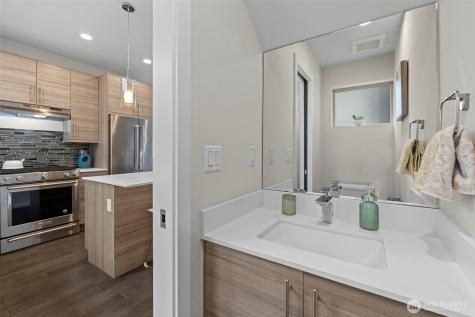 1816 14th Avenue Seattle WA 98122