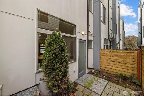 1816 14th Avenue Seattle WA 98122