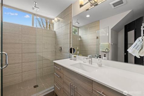1816 14th Avenue Seattle WA 98122