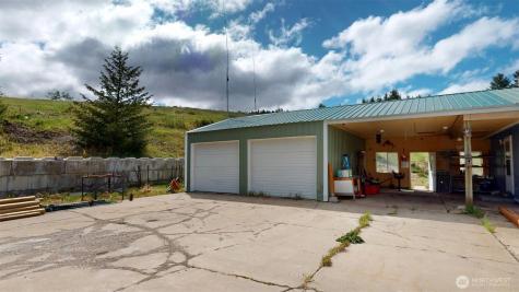 142 Fletcher Road Oroville WA 98844