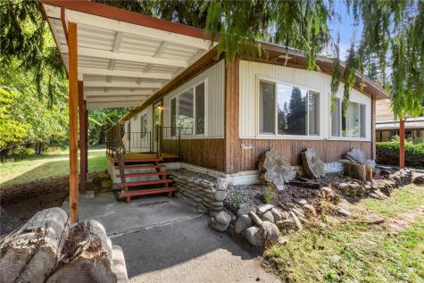 383 Dungeness Meadows Sequim WA 98382