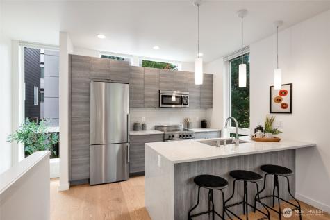 2619 SW Adams Street Seattle WA 98126