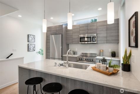 2619 SW Adams Street Seattle WA 98126
