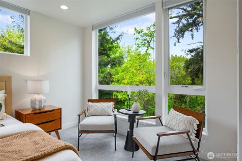 2619 SW Adams Street Seattle WA 98126