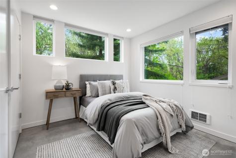 2619 SW Adams Street Seattle WA 98126