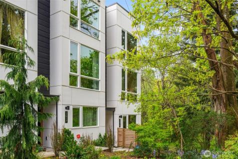2619 SW Adams Street Seattle WA 98126