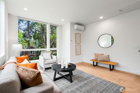 2619 SW Adams Street Seattle WA 98126
