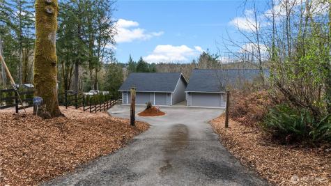 3333 Creek View Court SE Port Orchard WA 98366