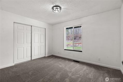 3333 Creek View Court SE Port Orchard WA 98366