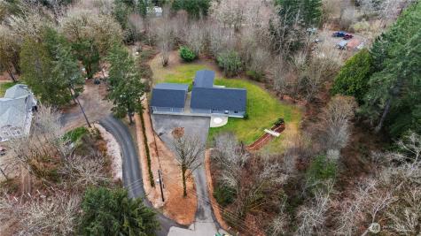 3333 Creek View Court SE Port Orchard WA 98366