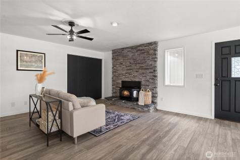 3333 Creek View Court SE Port Orchard WA 98366