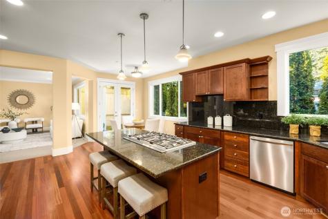 18638 92nd Avenue NE Bothell WA 98011