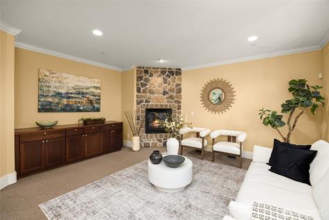 18638 92nd Avenue NE Bothell WA 98011