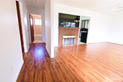 515 115th Street S Tacoma WA 98444