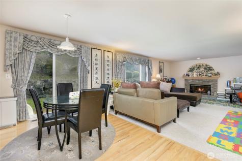 8534 126th Place SE Newcastle WA 98056