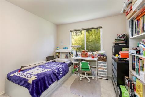 8534 126th Place SE Newcastle WA 98056