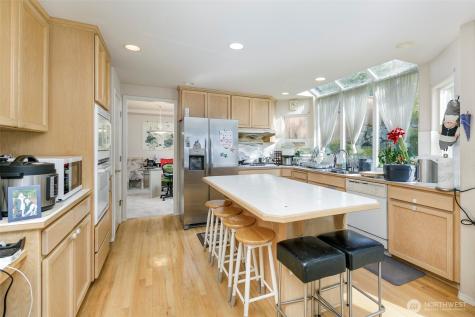 8534 126th Place SE Newcastle WA 98056
