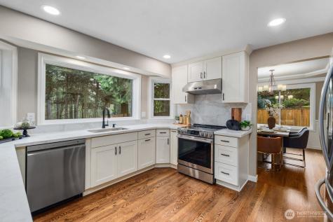 904 187th Place SW Lynnwood WA 98036