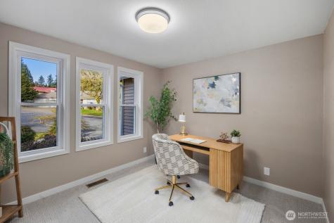 904 187th Place SW Lynnwood WA 98036
