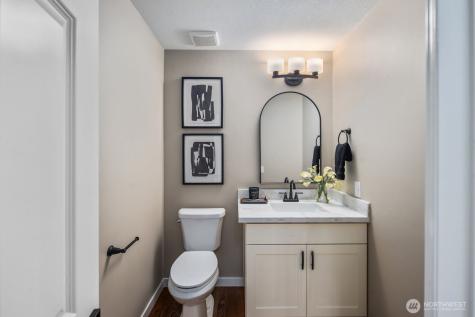 904 187th Place SW Lynnwood WA 98036