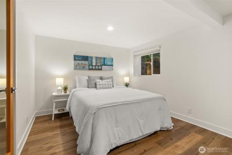 11642 Roseberg Avenue S Burien WA 98168