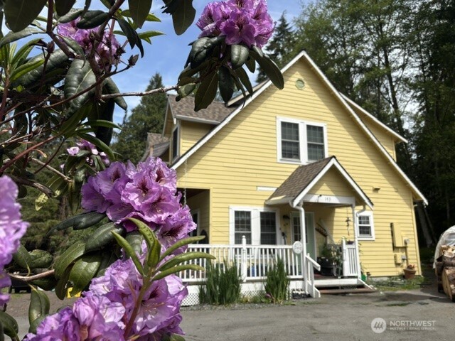 143 Johnson Lane Oak Harbor WA 98277
