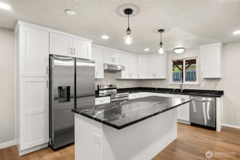 6834 S Huson Street Tacoma WA 98409