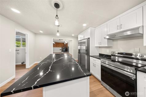 6834 S Huson Street Tacoma WA 98409