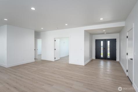 1405 W Lakeside Drive Moses Lake WA 98837