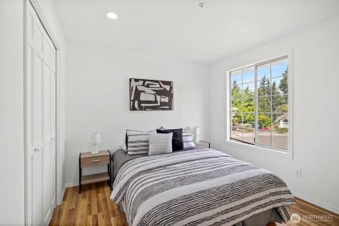 9219 S 237th Place Kent WA 98031