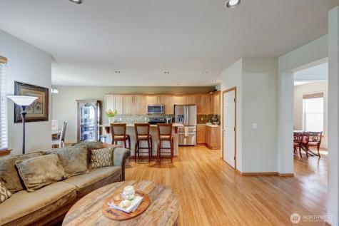 252 Quincy Avenue NE Renton WA 98059