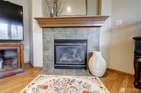 252 Quincy Avenue NE Renton WA 98059
