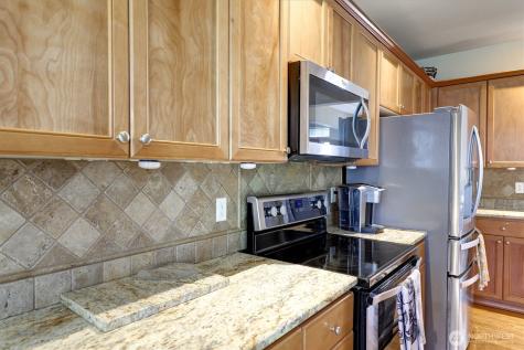 252 Quincy Avenue NE Renton WA 98059