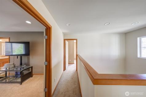 252 Quincy Avenue NE Renton WA 98059