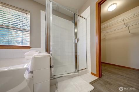 252 Quincy Avenue NE Renton WA 98059