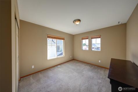 252 Quincy Avenue NE Renton WA 98059