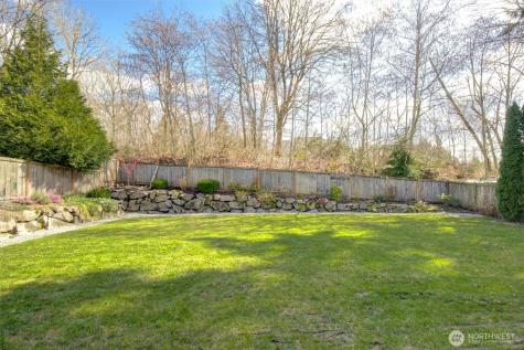 252 Quincy Avenue NE Renton WA 98059