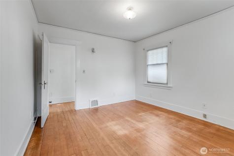 1218 S 4th Street Tacoma WA 98405