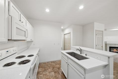 8708 132nd Street E Puyallup WA 98373