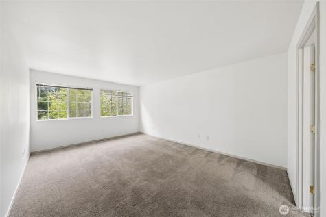 8708 132nd Street E Puyallup WA 98373
