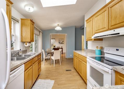 15208 124th Avenue Ct E Puyallup WA 98374