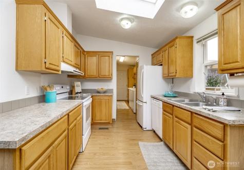 15208 124th Avenue Ct E Puyallup WA 98374