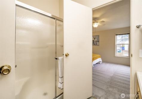 15208 124th Avenue Ct E Puyallup WA 98374