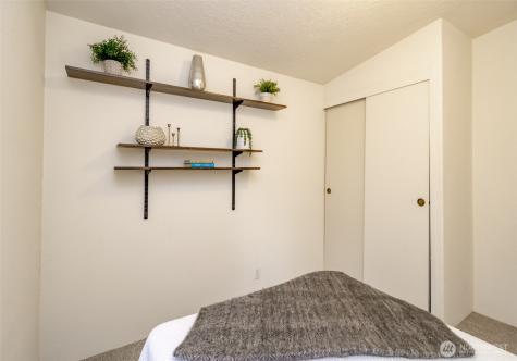 15208 124th Avenue Ct E Puyallup WA 98374