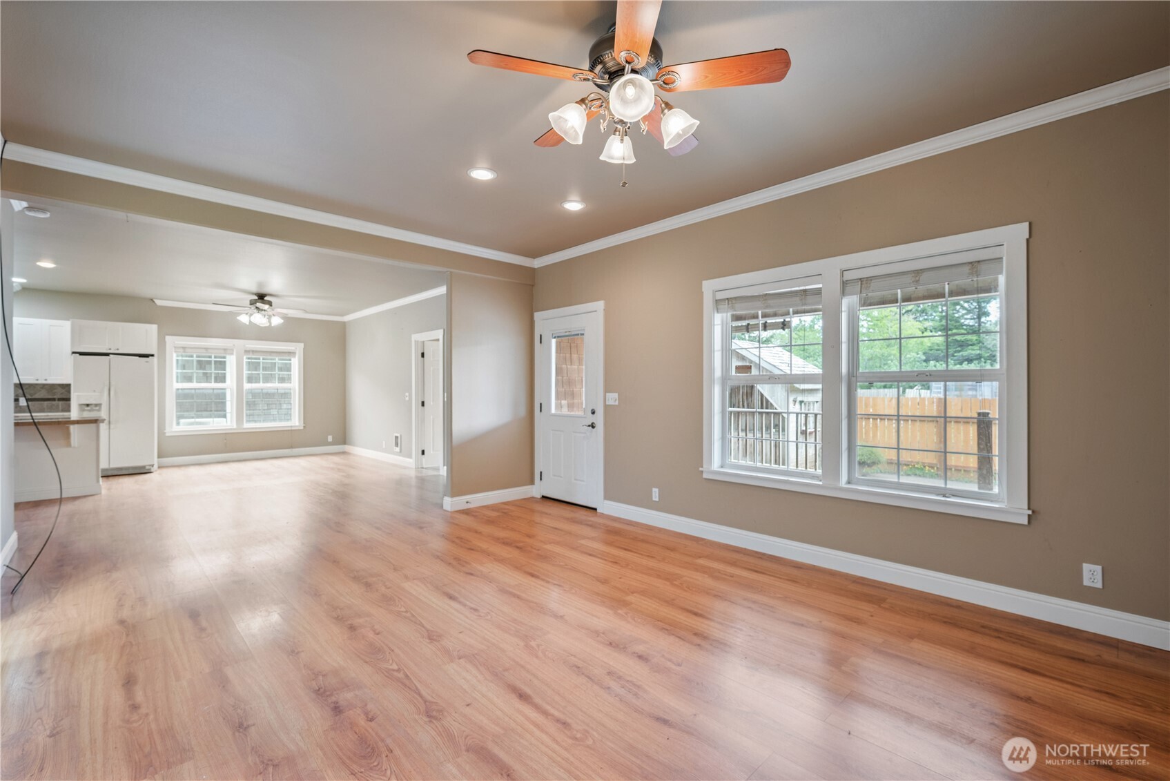 1608 N Washington Avenue Long Beach WA 98631