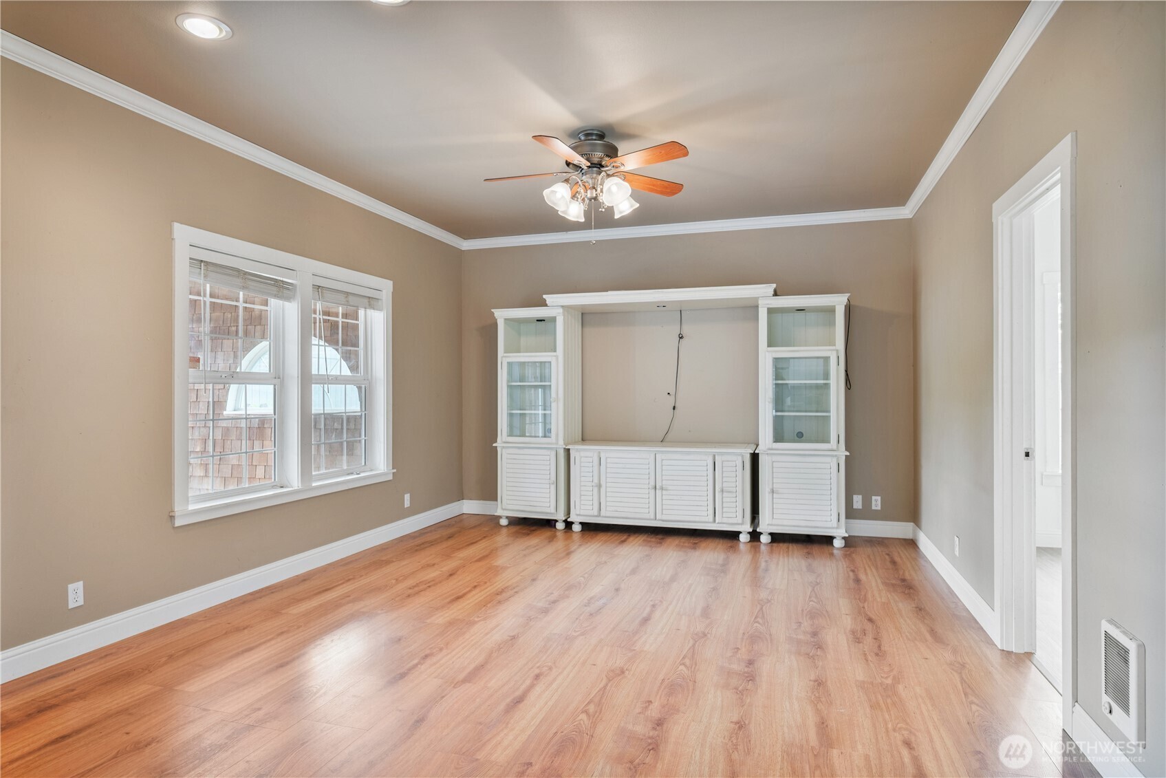 1608 N Washington Avenue Long Beach WA 98631