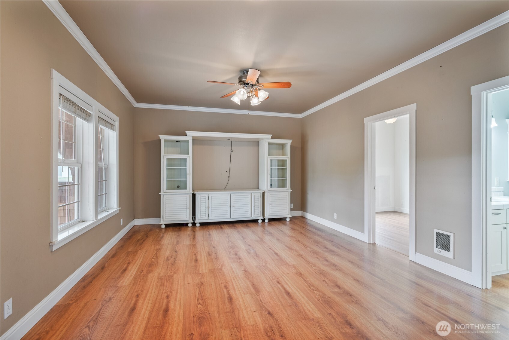 1608 N Washington Avenue Long Beach WA 98631