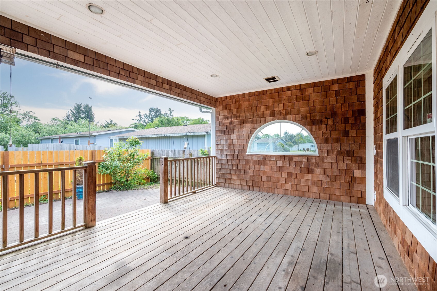 1608 N Washington Avenue Long Beach WA 98631