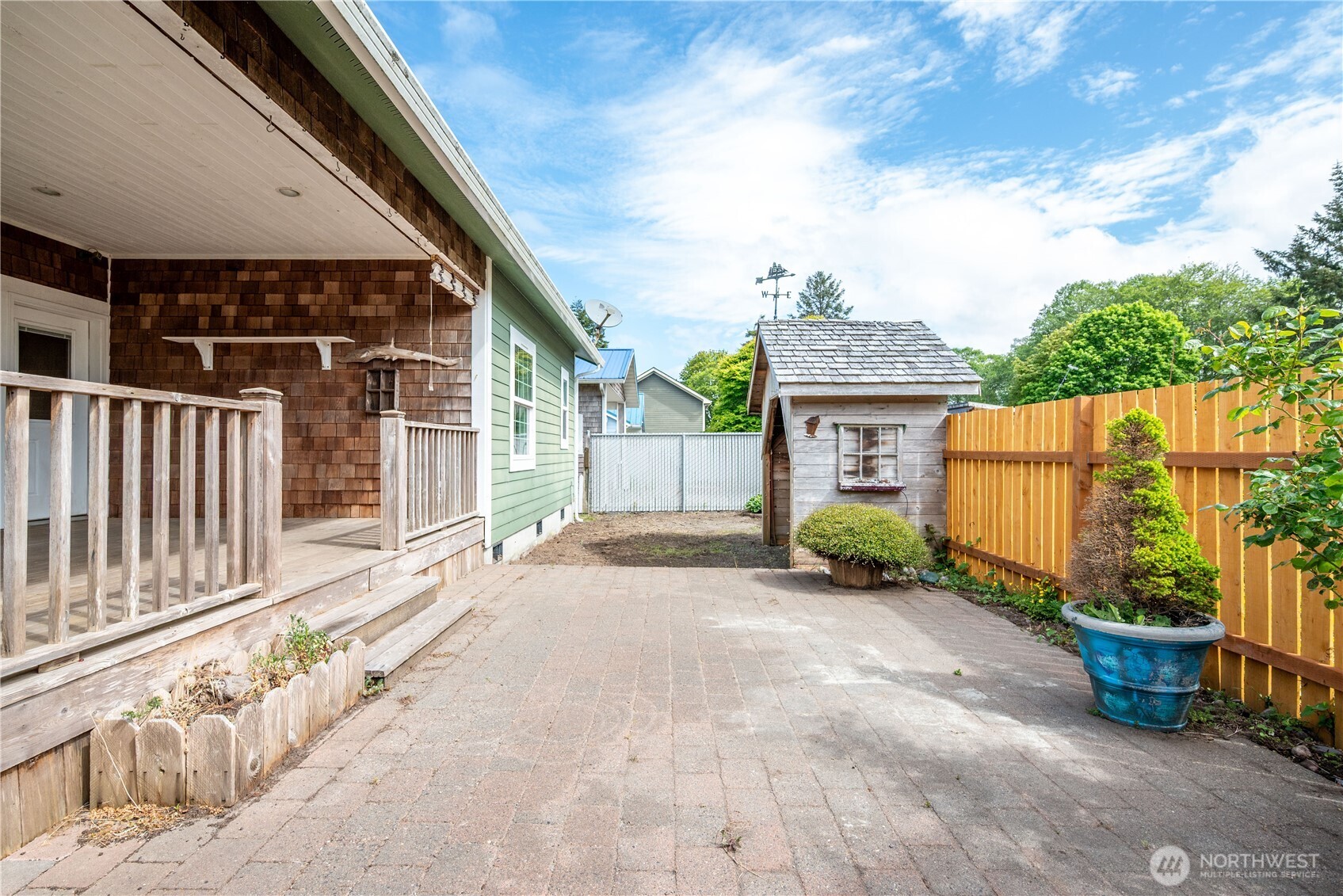 1608 N Washington Avenue Long Beach WA 98631